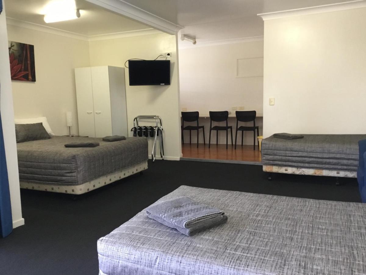 Charleville Waltzing Matilda Motor Inn 외부 사진